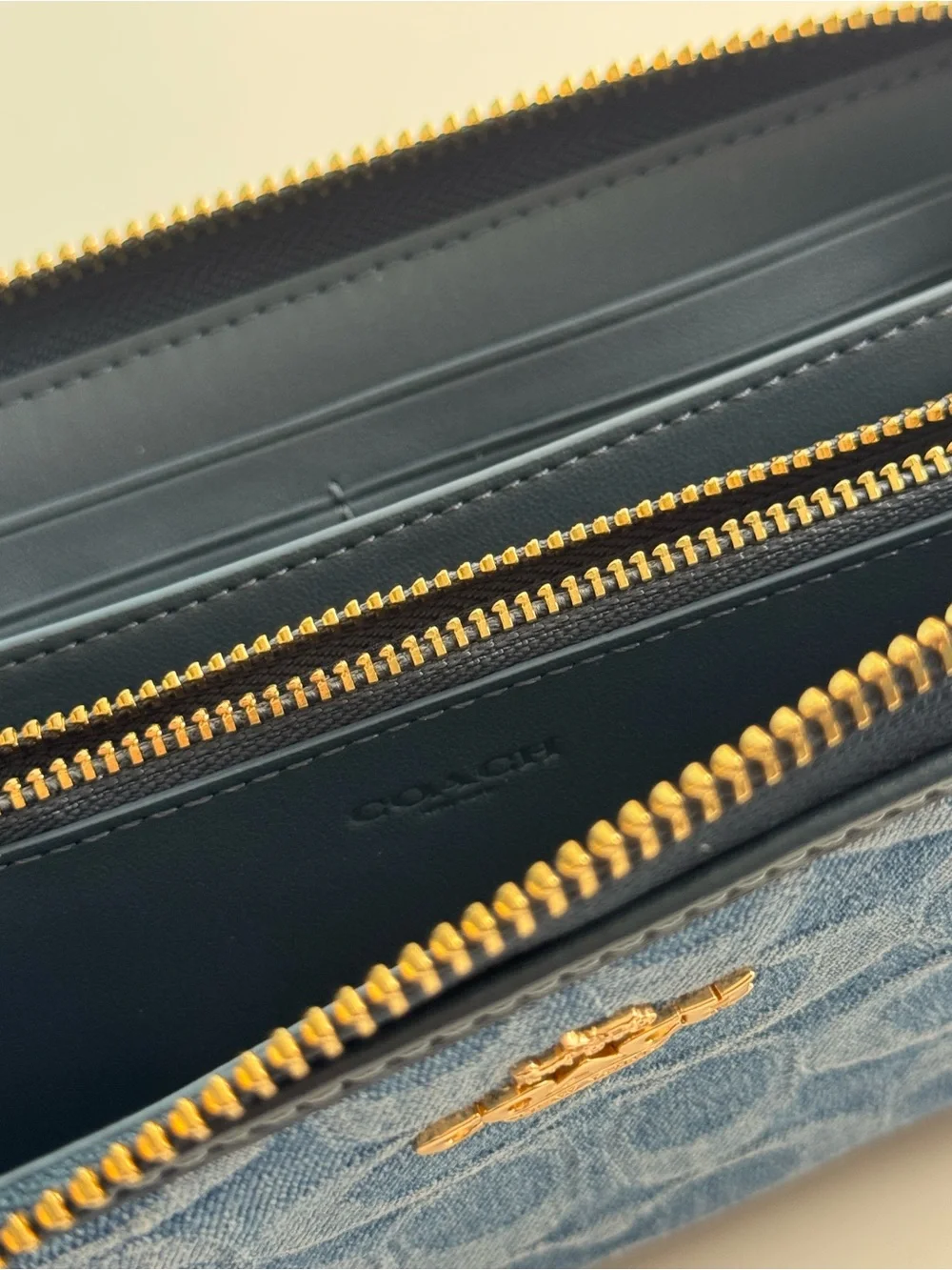 Coach Denim Signature Zip Card Holder in Blue with Gold Logo